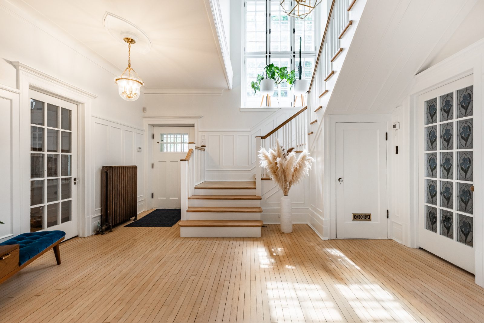 Hall d'entrée et escalier d'origine